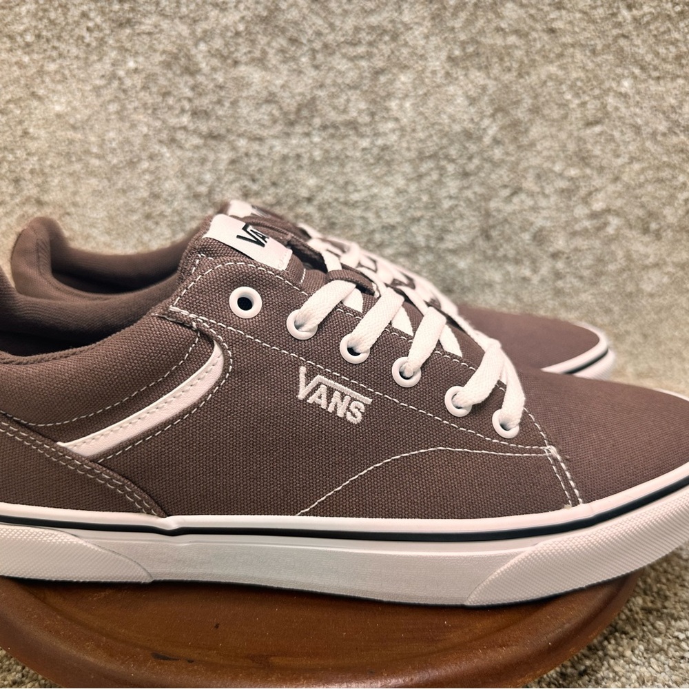 Vans sedan canvas deep taupe/white mens size 10.5 women’s size 12 New with box - Picture 3 of 9